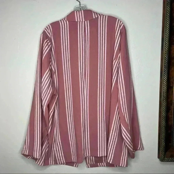 Torrid DUSTY ROSE STRIPE LONGLINE BOYFRIEND BLAZER Sz 3 - Picture 4 of 7